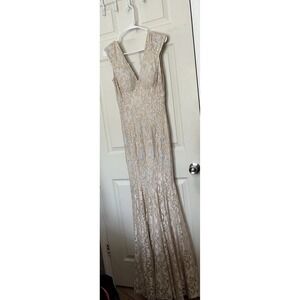 Jovani Embellished Floral Lace Long Mermaid Formal Dress Nude Sz 2 NWT Wedding